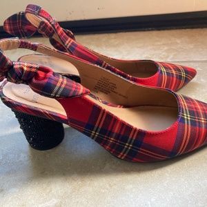 7.5 W Torrid X Betsy Johnson ankle strap block heel